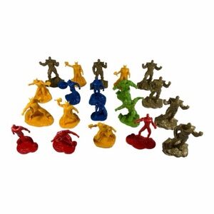 Marvel Avengers Lot Of 20 Mini Figures Captain America, Thor